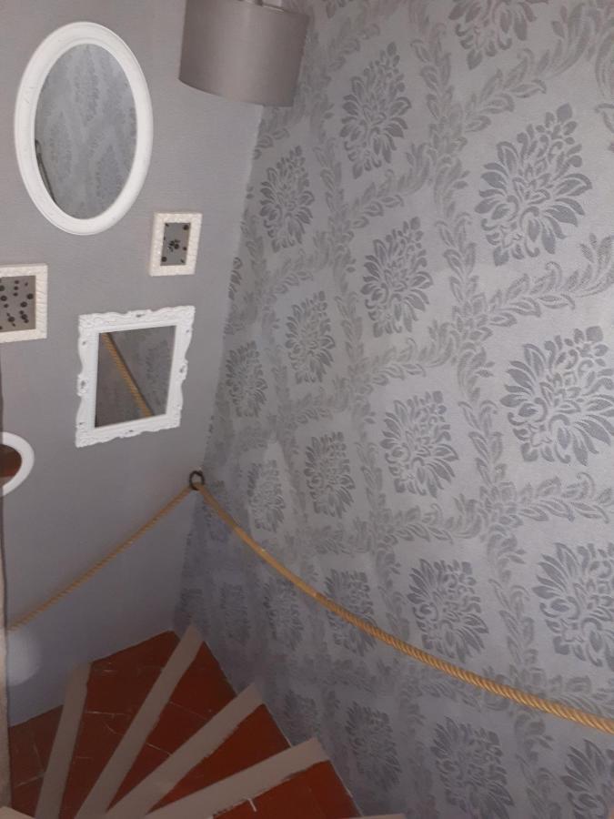 Les Mirabelles Chambres D'Hotes Sisteron Dış mekan fotoğraf